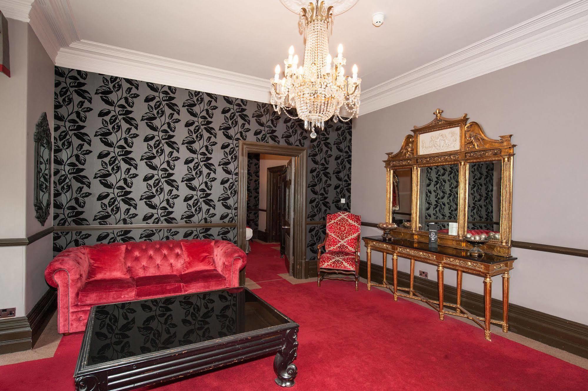 Balmoral Hotel هاروغايت المظهر الخارجي الصورة