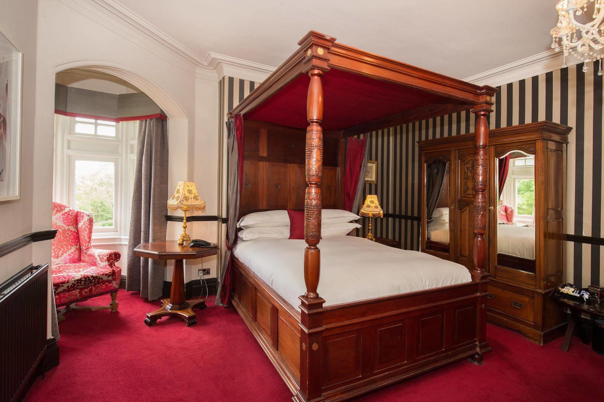 Balmoral Hotel هاروغايت المظهر الخارجي الصورة