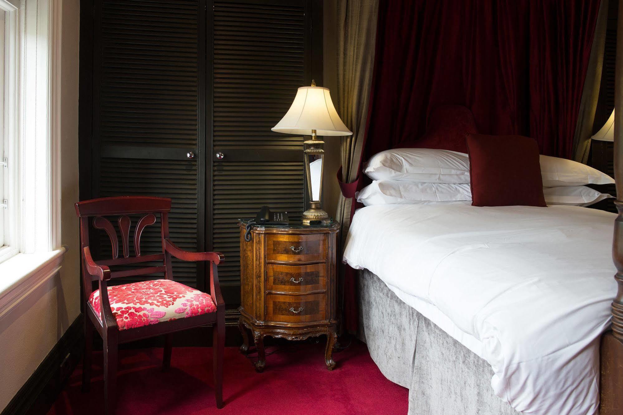Balmoral Hotel هاروغايت المظهر الخارجي الصورة
